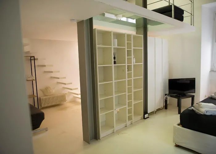 Modern Loft In The Center Of Apartment Rom